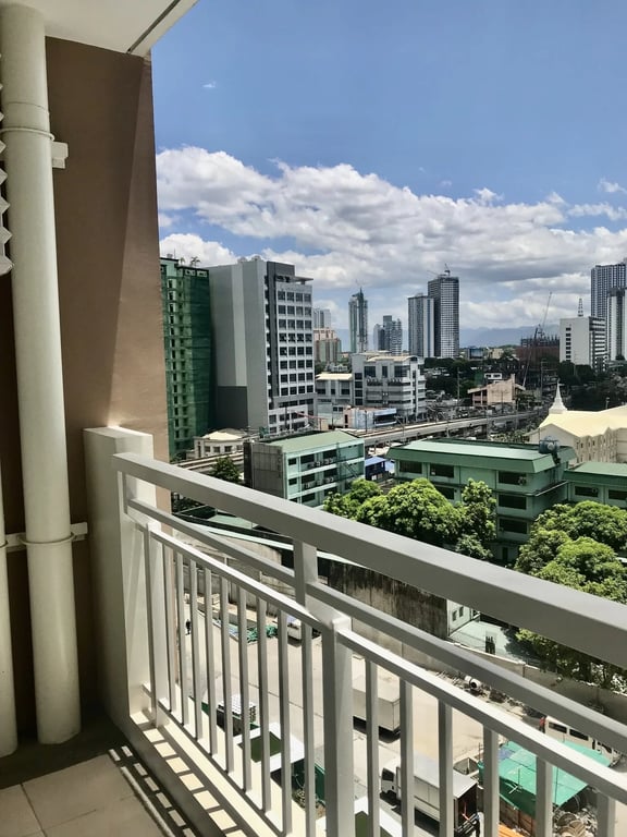 Infina Towers, North Tower: 1-Bedroom Unit For Sale — Quezon CIty photo 4