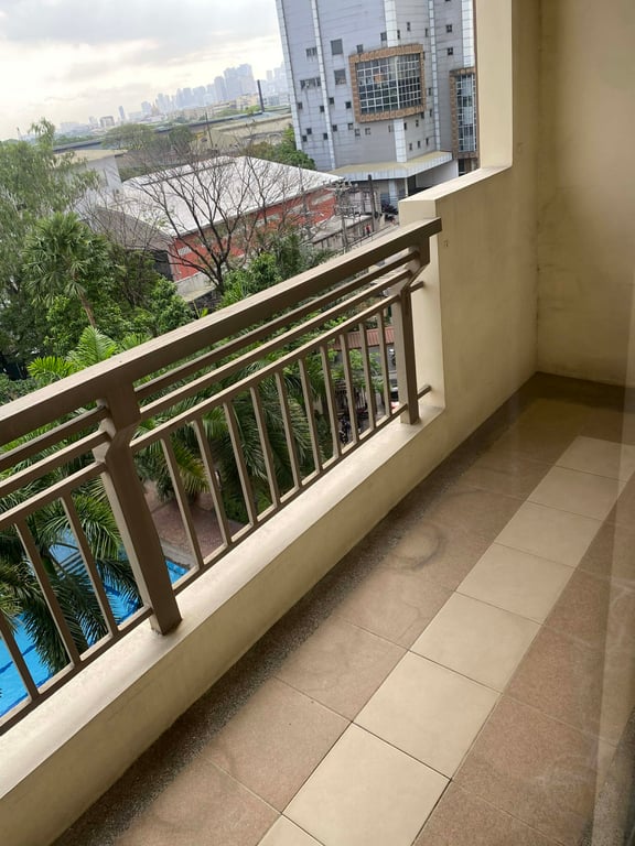 2 Bedroom Unit For Sale at Levina Place, Pasig City! — Pasig photo 12