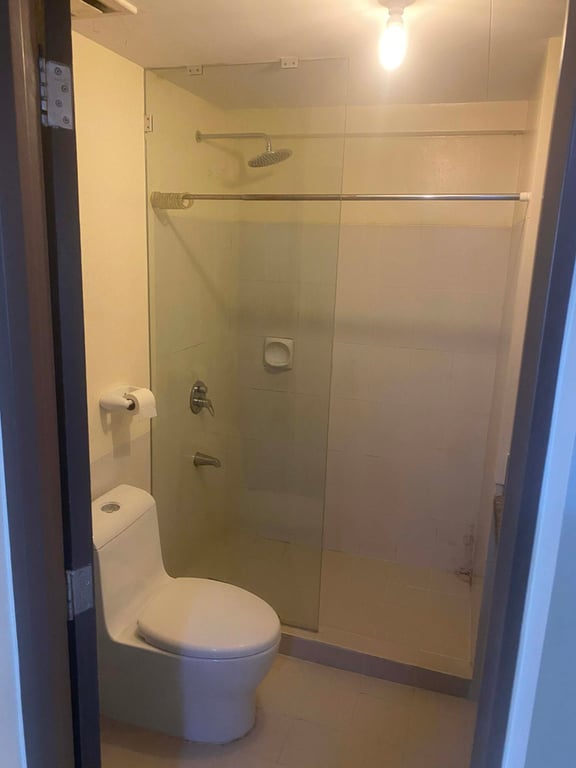 2 Bedroom Unit For Sale at Levina Place, Pasig City! — Pasig photo 5