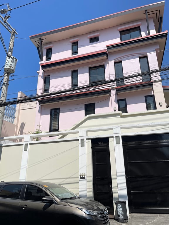 4-Storey Townhouse For Rent Makati — Makati City photo 3