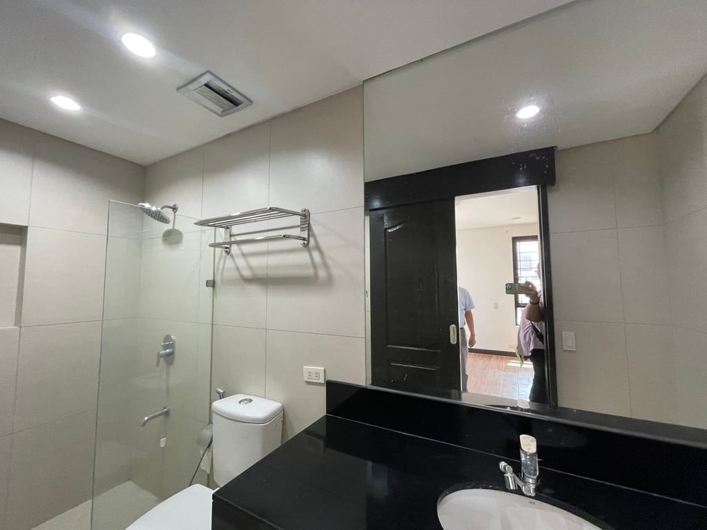 4-Storey Townhouse For Rent Makati — Makati City photo 13
