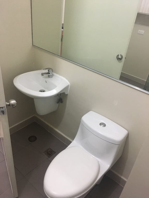 1 Bedroom For Sale in Avida Centera T3, Mandaluyong City! — Mandaluyong City photo 10