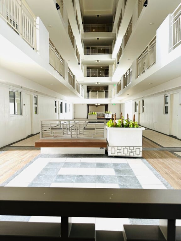 For Sale: BRAND NEW 3BR Atrium Level | Fairlane Residences Kapitolyo | near BGC | DMCI Homes
