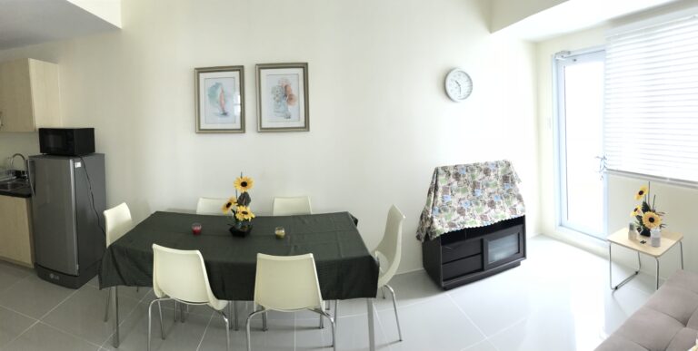 Homey 2-Bedroom in QC Business District (connected to Grand Central Station) with Huge Open Space Amenities